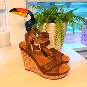 NEW Tan leather wedge sandal
